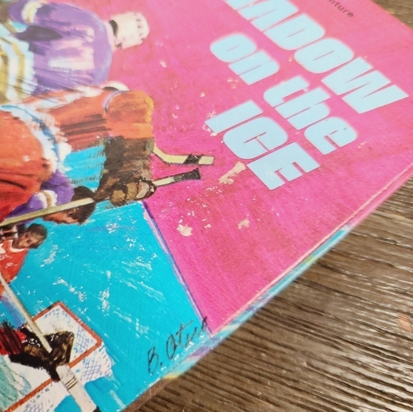 Vintage Shadow on the Ice by Carl Henry Rathjen Whitman Sports Adventure Book - Picture 5 of 11